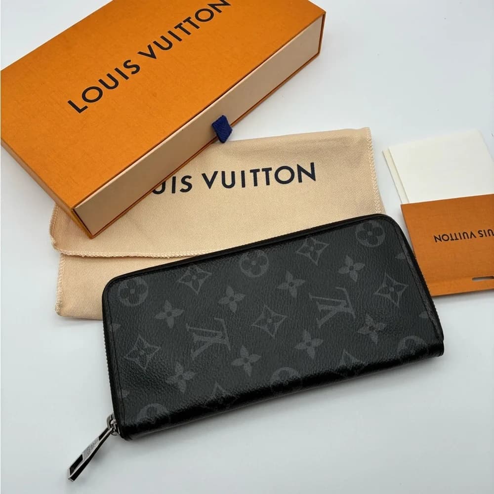 Louis Vuitton Monogram Zippy Wallet